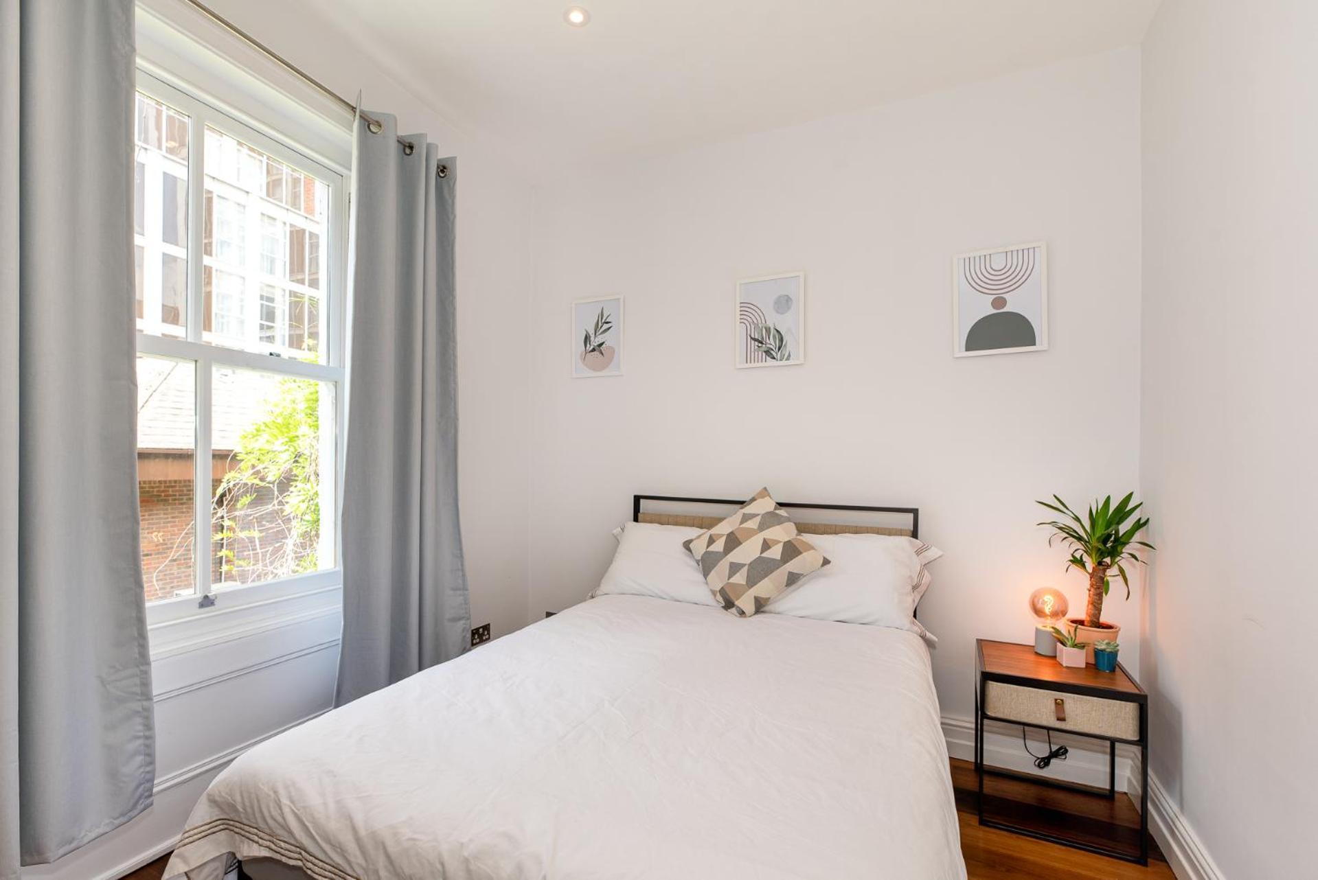 2-Bedroom Victorian Apartment In Kensington Лондон Екстер'єр фото